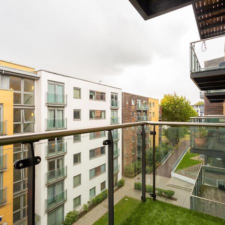 Amazing Modern 2 Bedroom Flat In Greenwich For 4 People London Eksteriør billede