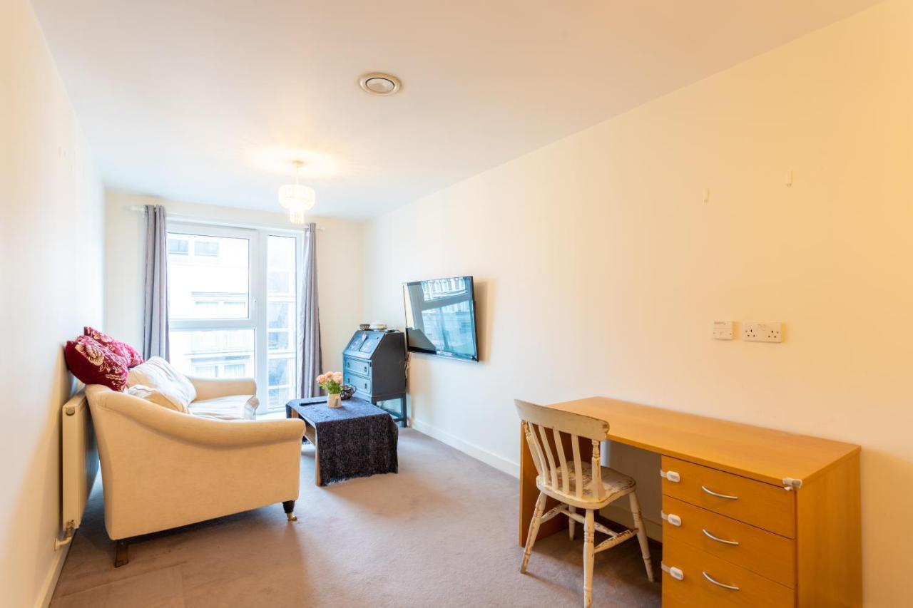 Amazing Modern 2 Bedroom Flat In Greenwich For 4 People London Eksteriør billede